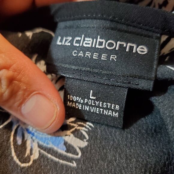 Liz Claiborne Career Woman Top  Black with Blue Flowers  Size Large - Picture 5 of 8